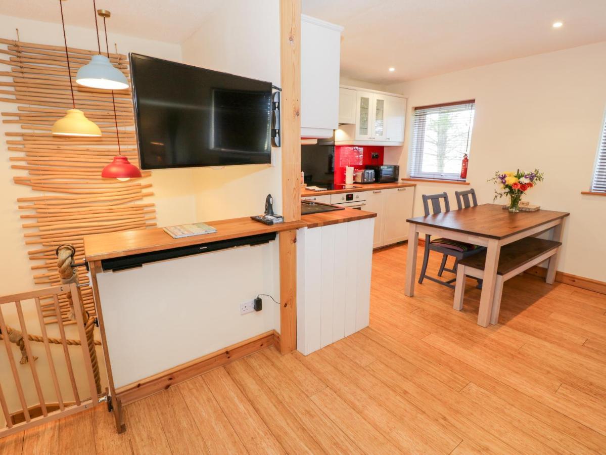 Redwood Villa Harlech Ngoại thất bức ảnh