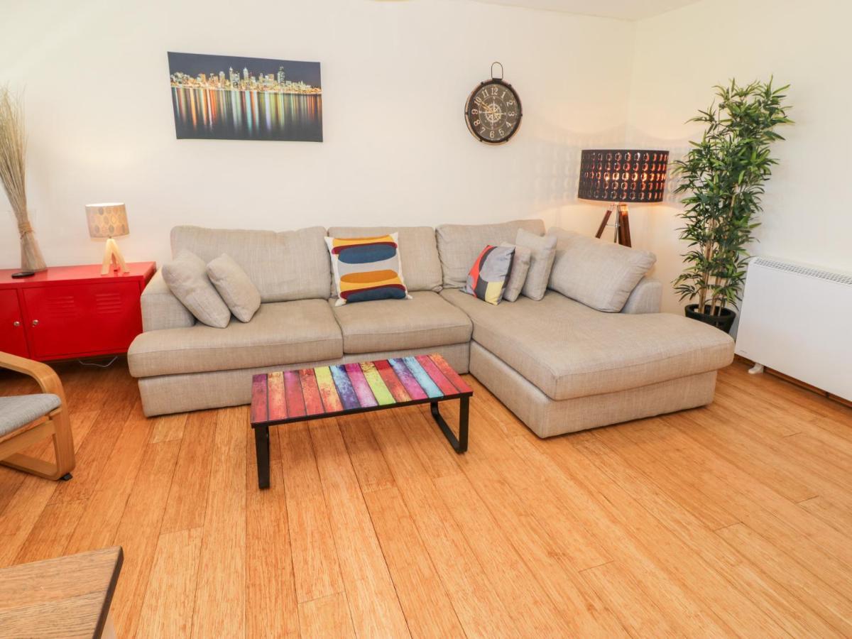 Redwood Villa Harlech Ngoại thất bức ảnh
