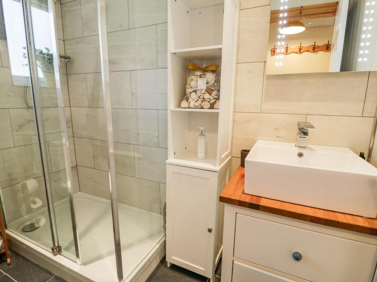 Redwood Villa Harlech Ngoại thất bức ảnh